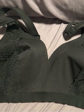 46DD black lightly lined no wire bra